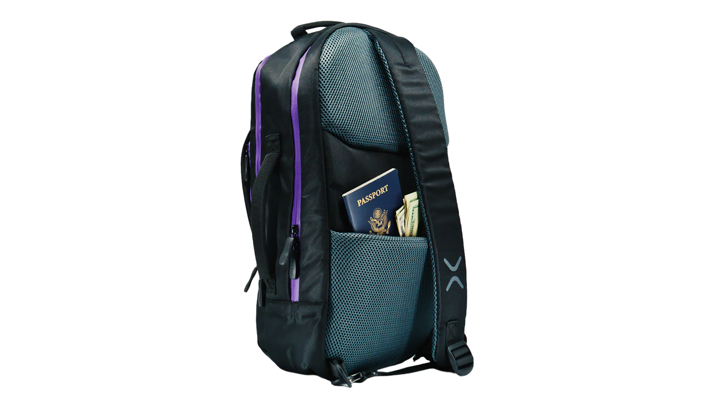 Victrix™ Crossbody Bag